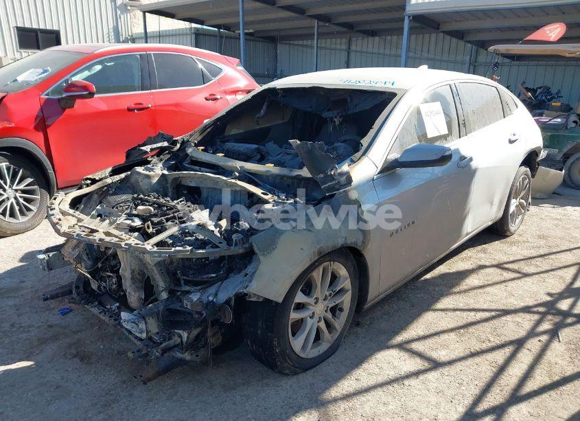 Photo 2 of 2016 Chevrolet Malibu 1LT (VIN 1G1ZE5ST5GF208890)