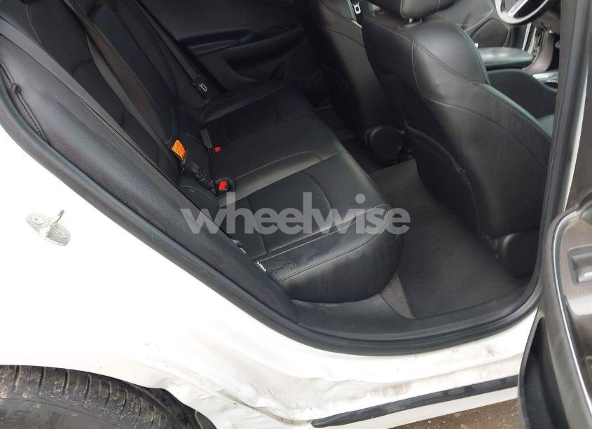 Photo 8 of 2016 Chevrolet Malibu 1LT (VIN 1G1ZE5ST5GF210008)