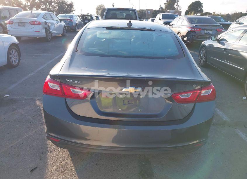 Photo 16 of 2016 Chevrolet Malibu 1LT (VIN 1G1ZE5ST5GF214124)