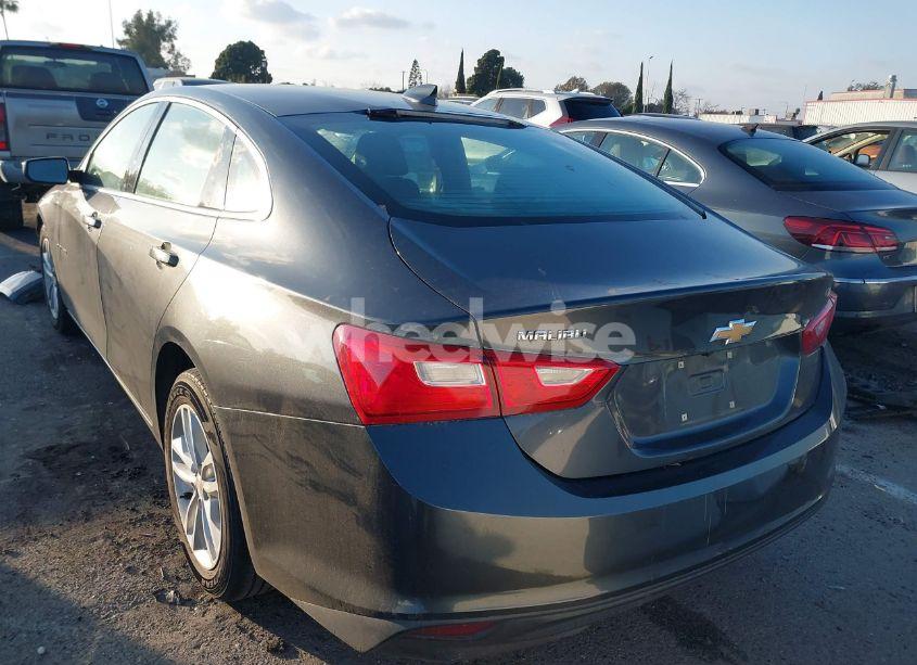 Photo 3 of 2016 Chevrolet Malibu 1LT (VIN 1G1ZE5ST5GF214124)