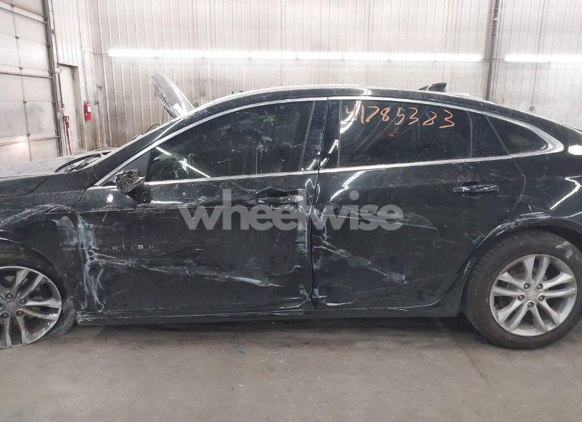 Photo 15 of 2016 Chevrolet Malibu 1LT (VIN 1G1ZE5ST5GF220392)