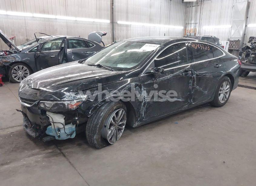 Photo 2 of 2016 Chevrolet Malibu 1LT (VIN 1G1ZE5ST5GF220392)