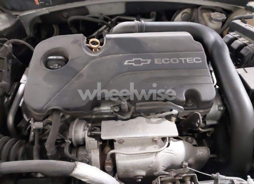 Photo 10 of 2016 Chevrolet Malibu 1LT (VIN 1G1ZE5ST5GF228976)