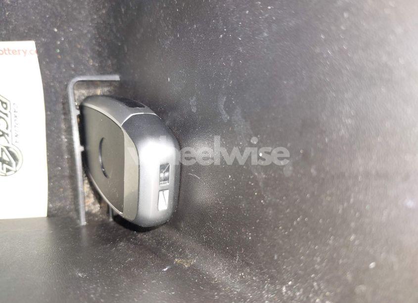 Photo 10 of 2016 Chevrolet Malibu 1LT (VIN 1G1ZE5ST5GF233241)