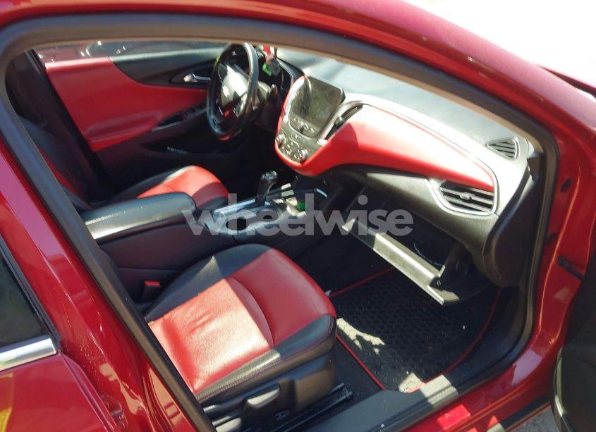 Photo 5 of 2016 Chevrolet Malibu 1LT (VIN 1G1ZE5ST5GF233241)