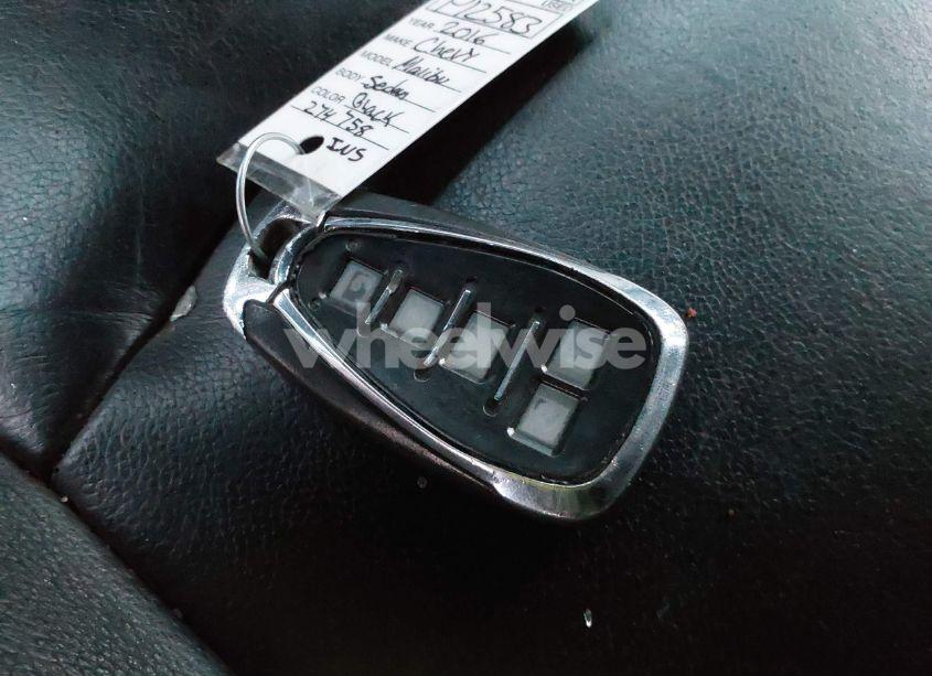 Photo 11 of 2016 Chevrolet Malibu 1LT (VIN 1G1ZE5ST5GF274758)