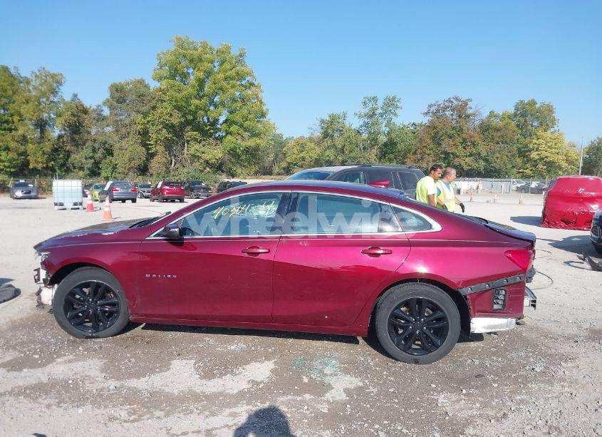 Photo 15 of 2016 Chevrolet Malibu 1LT (VIN 1G1ZE5ST5GF304616)