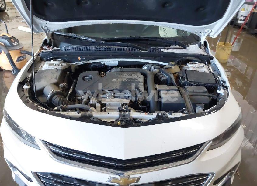 Photo 10 of 2016 Chevrolet Malibu 1LT (VIN 1G1ZE5ST5GF337907)