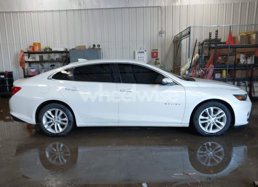 Photo 13 of 2016 Chevrolet Malibu 1LT (VIN 1G1ZE5ST5GF337907)