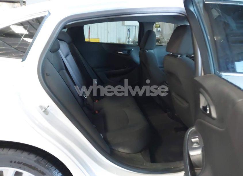 Photo 8 of 2016 Chevrolet Malibu 1LT (VIN 1G1ZE5ST5GF337907)