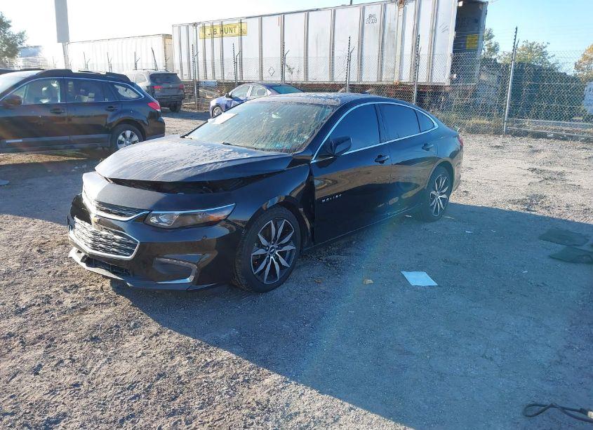 Photo 2 of 2016 Chevrolet Malibu 1LT (VIN 1G1ZE5ST5GF337941)