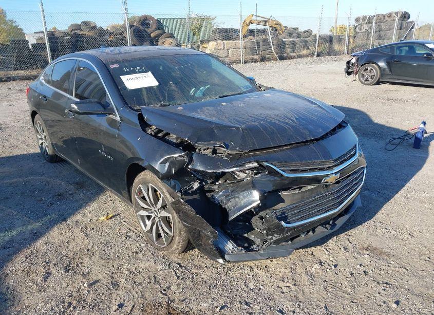 Photo 6 of 2016 Chevrolet Malibu 1LT (VIN 1G1ZE5ST5GF337941)