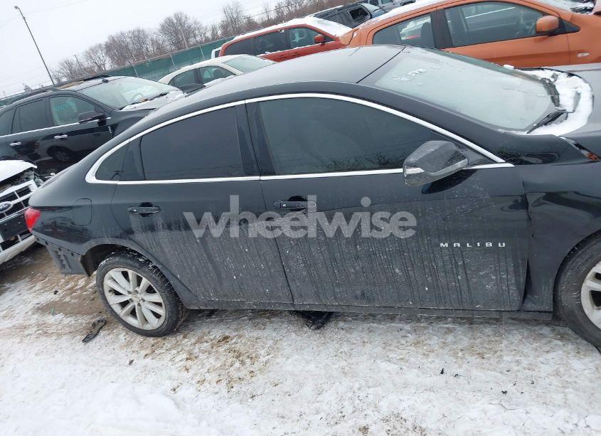 Photo 13 of 2016 Chevrolet Malibu 1LT (VIN 1G1ZE5ST5GF349958)