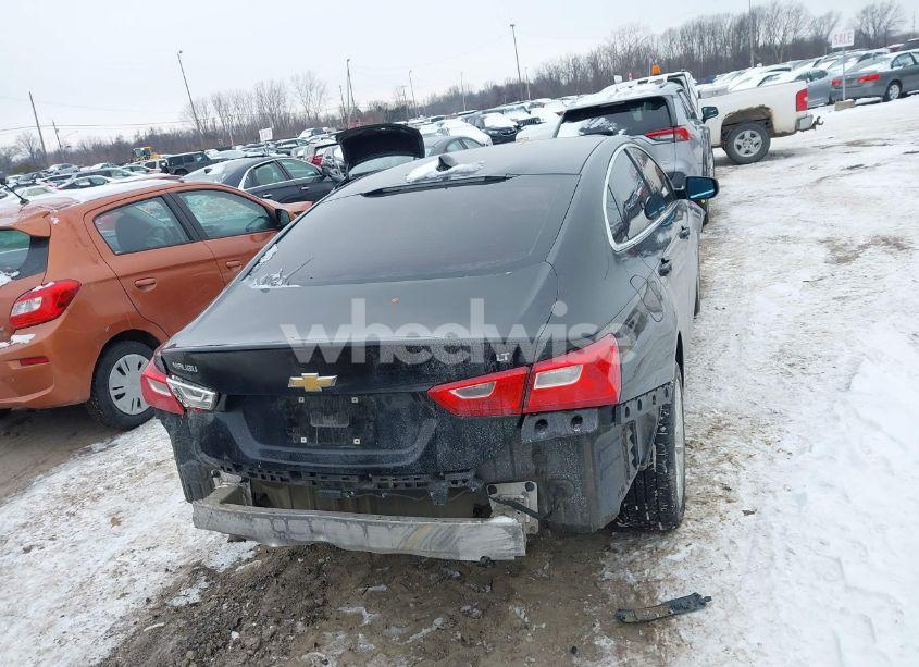 Photo 16 of 2016 Chevrolet Malibu 1LT (VIN 1G1ZE5ST5GF349958)