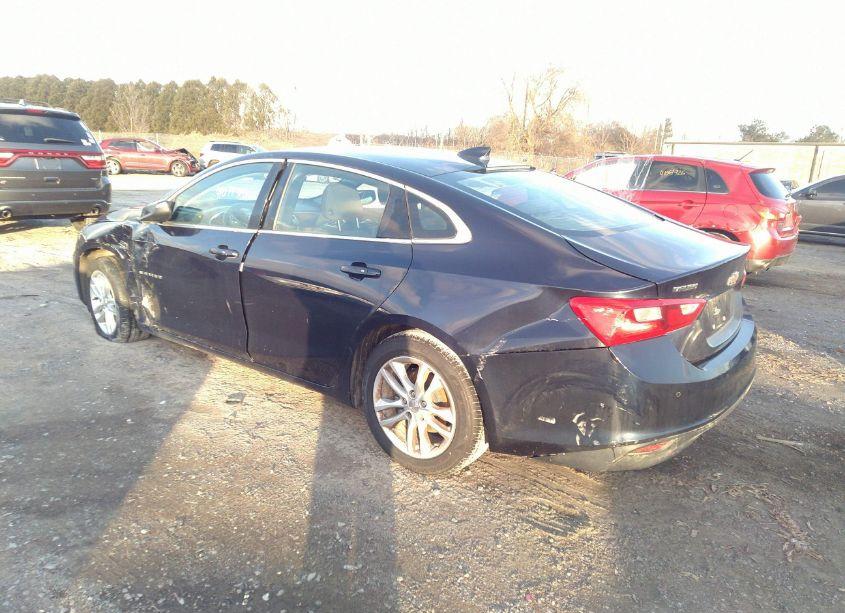 Photo 3 of 2016 Chevrolet Malibu 1LT (VIN 1G1ZE5ST5GF352696)