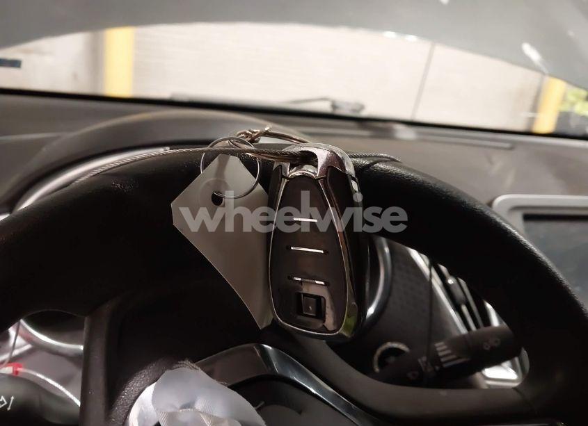 Photo 11 of 2017 Chevrolet Malibu 1LT (VIN 1G1ZE5ST5HF107205)