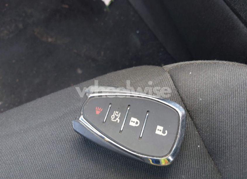 Photo 11 of 2017 Chevrolet Malibu 1LT (VIN 1G1ZE5ST5HF117135)