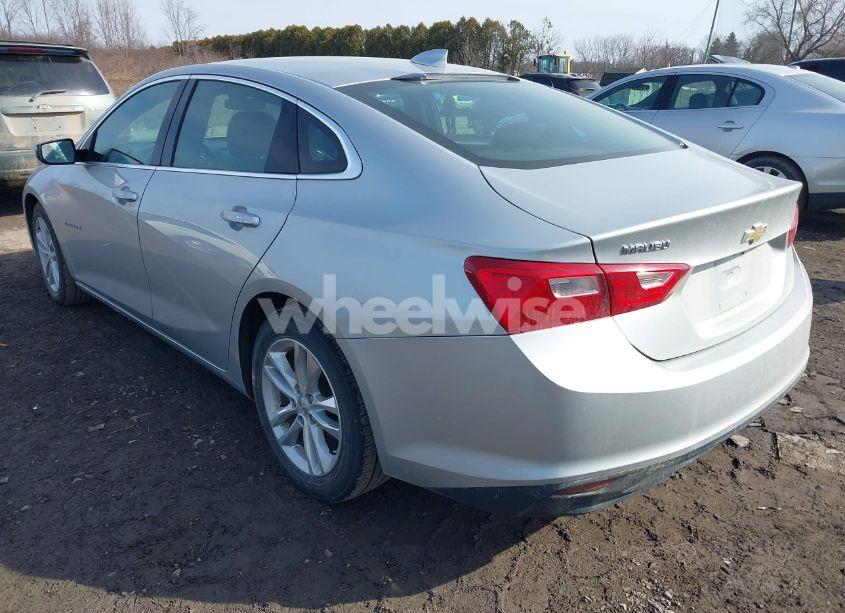 Photo 3 of 2017 Chevrolet Malibu 1LT (VIN 1G1ZE5ST5HF136445)
