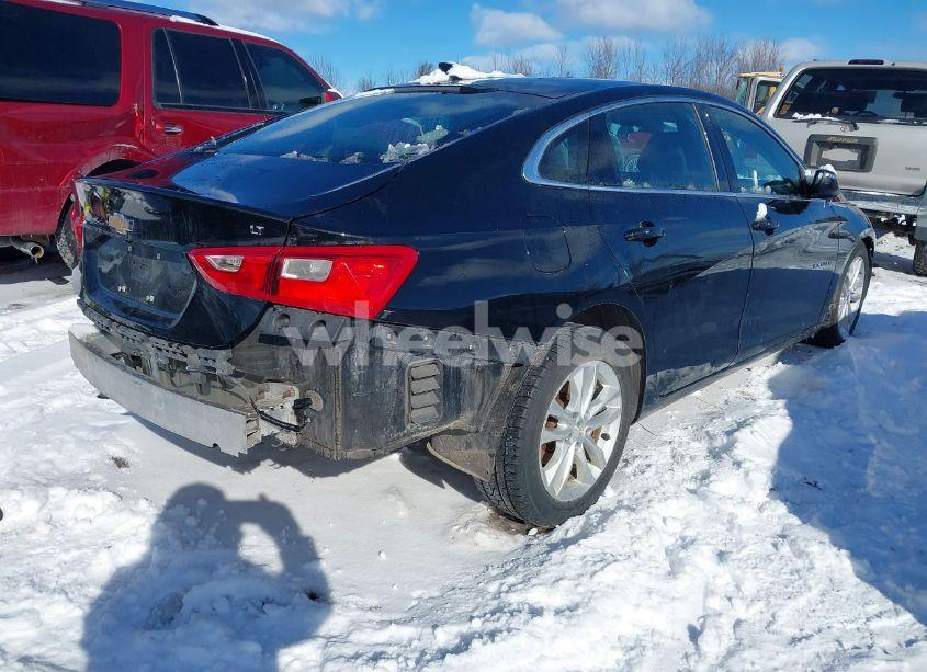 Photo 4 of 2017 Chevrolet Malibu 1LT (VIN 1G1ZE5ST5HF137594)