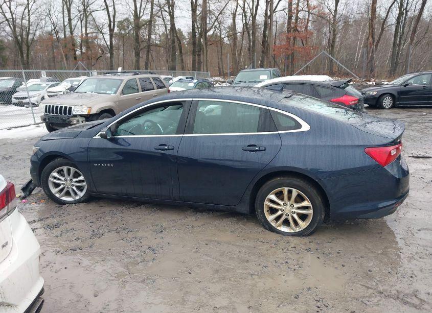 Photo 14 of 2017 Chevrolet Malibu 1LT (VIN 1G1ZE5ST5HF139507)