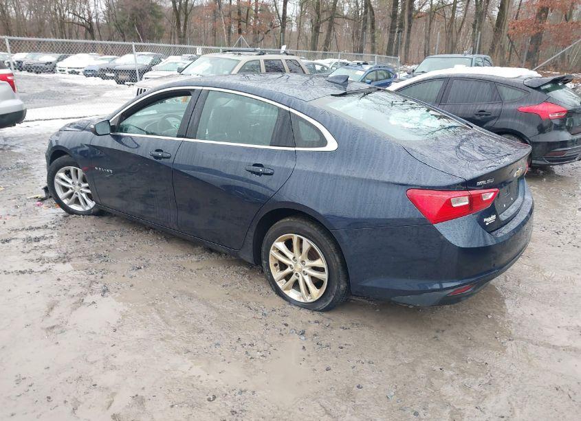 Photo 3 of 2017 Chevrolet Malibu 1LT (VIN 1G1ZE5ST5HF139507)
