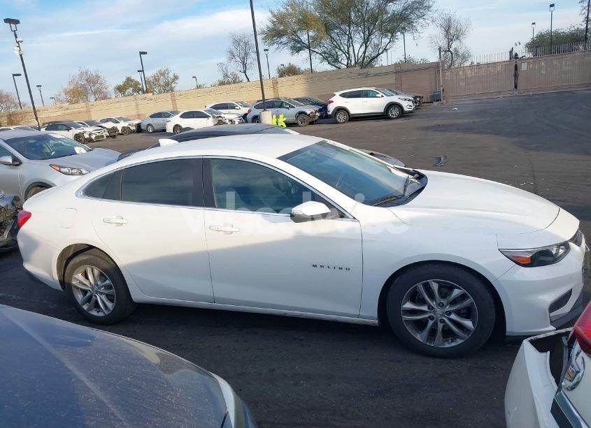 Photo 14 of 2017 Chevrolet Malibu 1LT (VIN 1G1ZE5ST5HF159210)