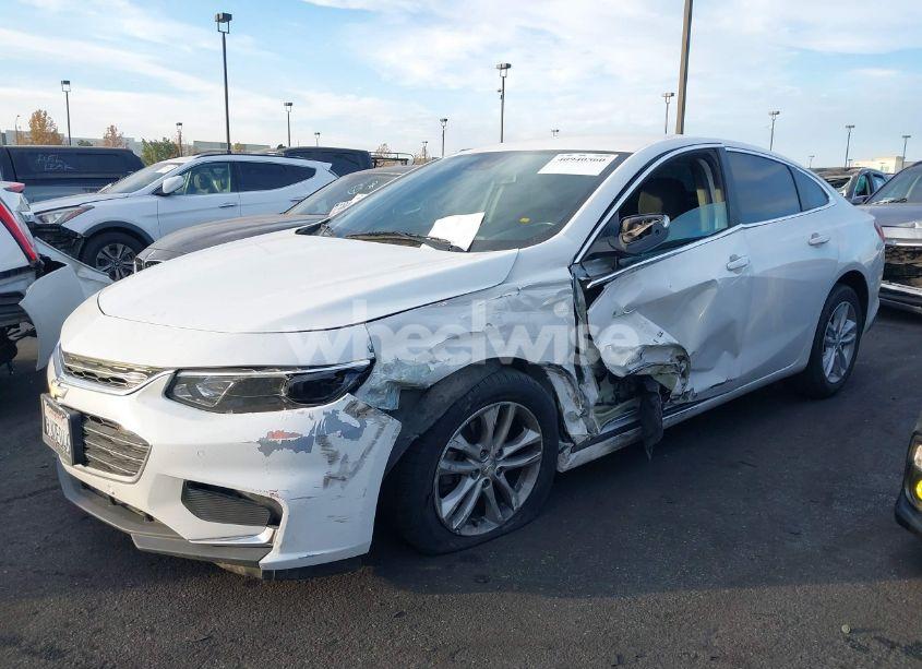 Photo 6 of 2017 Chevrolet Malibu 1LT (VIN 1G1ZE5ST5HF159210)