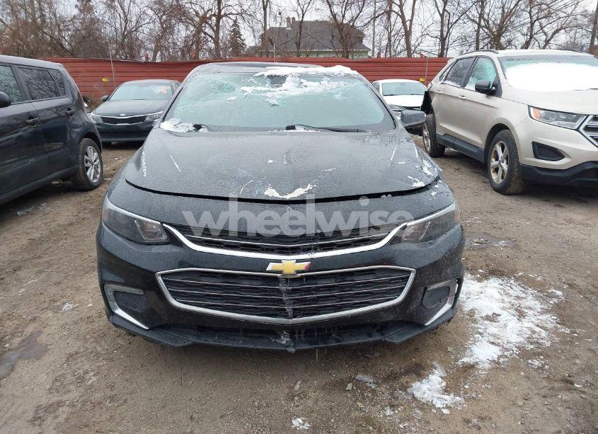 Photo 12 of 2017 Chevrolet Malibu 1LT (VIN 1G1ZE5ST5HF160891)