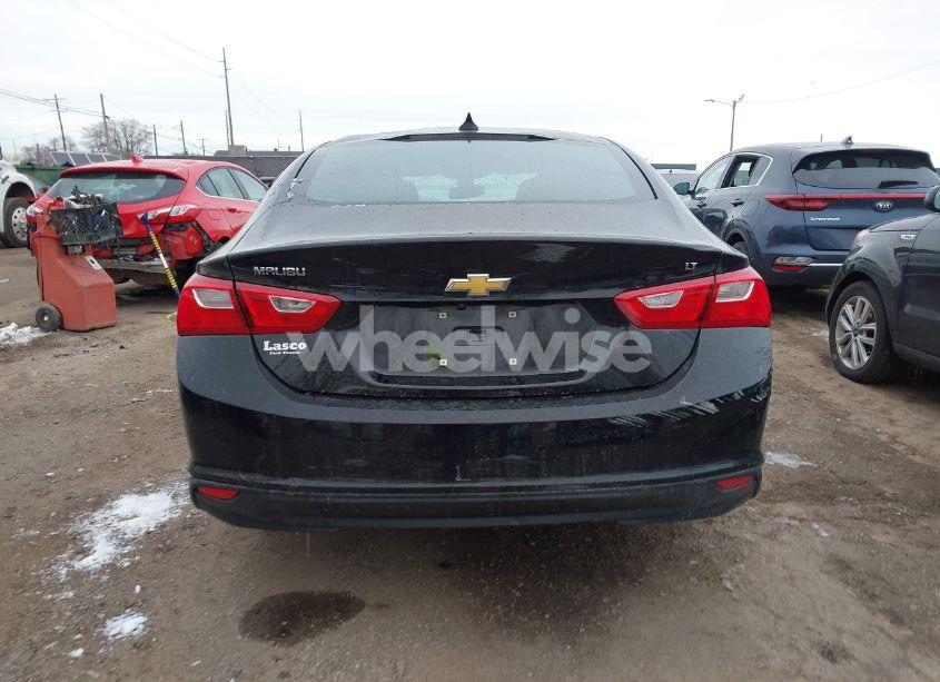 Photo 16 of 2017 Chevrolet Malibu 1LT (VIN 1G1ZE5ST5HF160891)