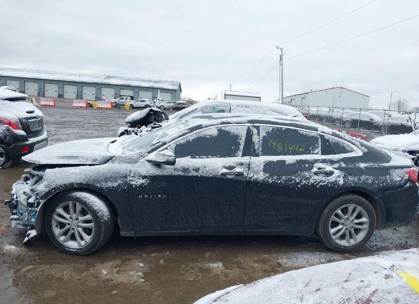 Photo 15 of 2017 Chevrolet Malibu 1LT (VIN 1G1ZE5ST5HF161345)