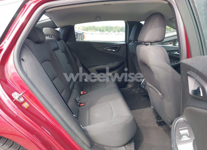 Photo 8 of 2017 Chevrolet Malibu 1LT (VIN 1G1ZE5ST5HF166027)