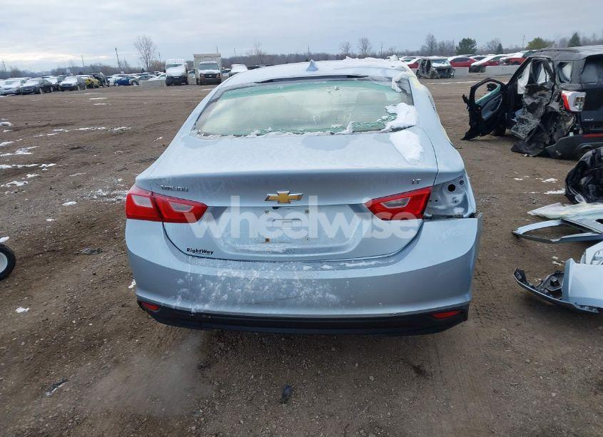 Photo 17 of 2017 Chevrolet Malibu 1LT (VIN 1G1ZE5ST5HF168425)