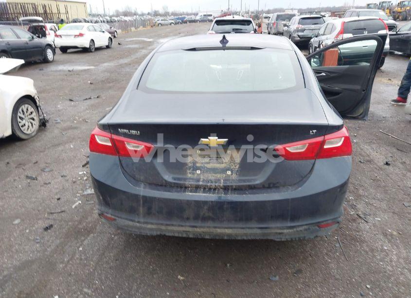 Photo 16 of 2017 Chevrolet Malibu 1LT (VIN 1G1ZE5ST5HF172068)