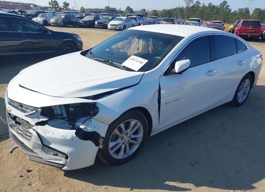Photo 2 of 2017 Chevrolet Malibu 1LT (VIN 1G1ZE5ST5HF174466)
