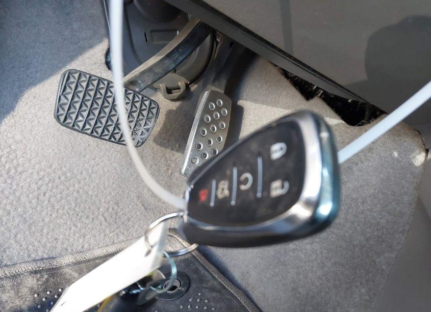 Photo 11 of 2017 Chevrolet Malibu 1LT (VIN 1G1ZE5ST5HF182051)