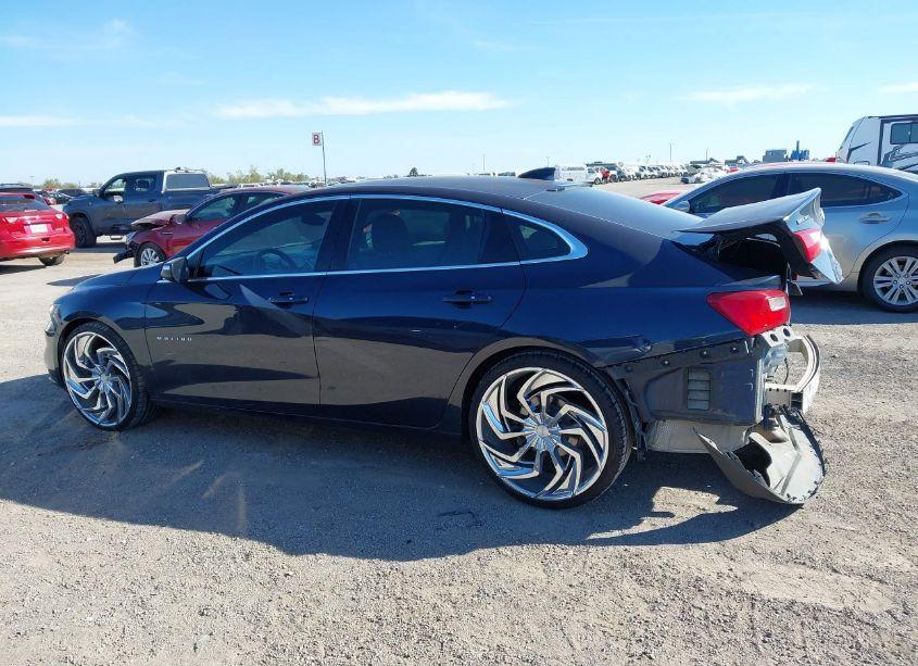 Photo 15 of 2017 Chevrolet Malibu 1LT (VIN 1G1ZE5ST5HF182051)