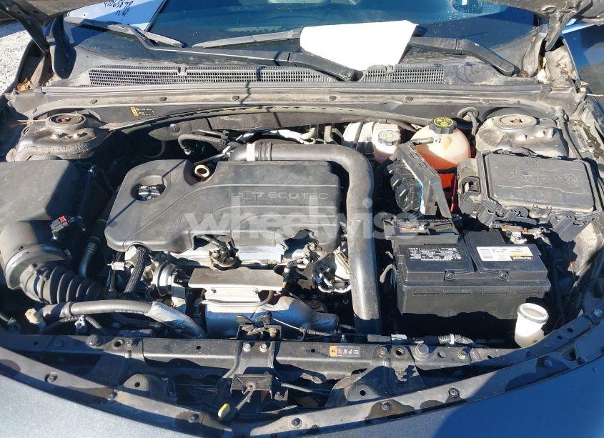 Photo 10 of 2017 Chevrolet Malibu 1LT (VIN 1G1ZE5ST5HF182566)