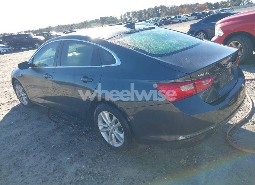 Photo 3 of 2017 Chevrolet Malibu 1LT (VIN 1G1ZE5ST5HF182566)