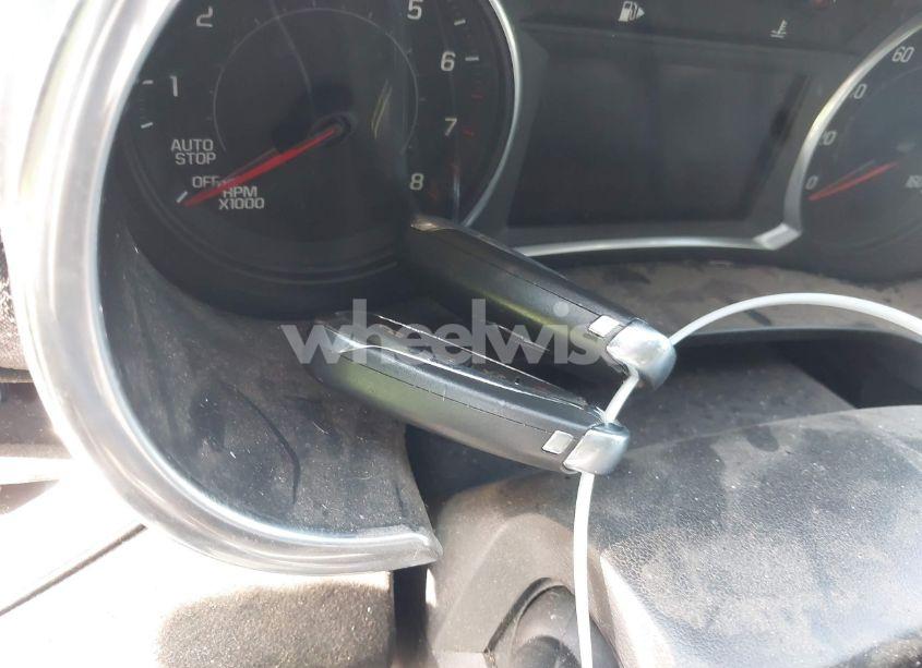 Photo 11 of 2017 Chevrolet Malibu 1LT (VIN 1G1ZE5ST5HF196578)