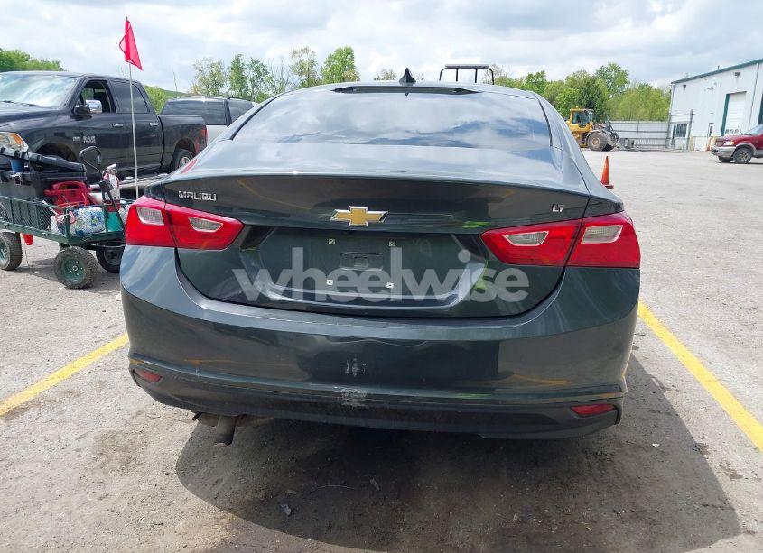 Photo 16 of 2017 Chevrolet Malibu 1LT (VIN 1G1ZE5ST5HF221222)