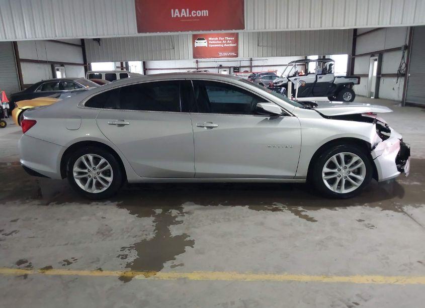 Photo 13 of 2017 Chevrolet Malibu 1LT (VIN 1G1ZE5ST5HF256813)