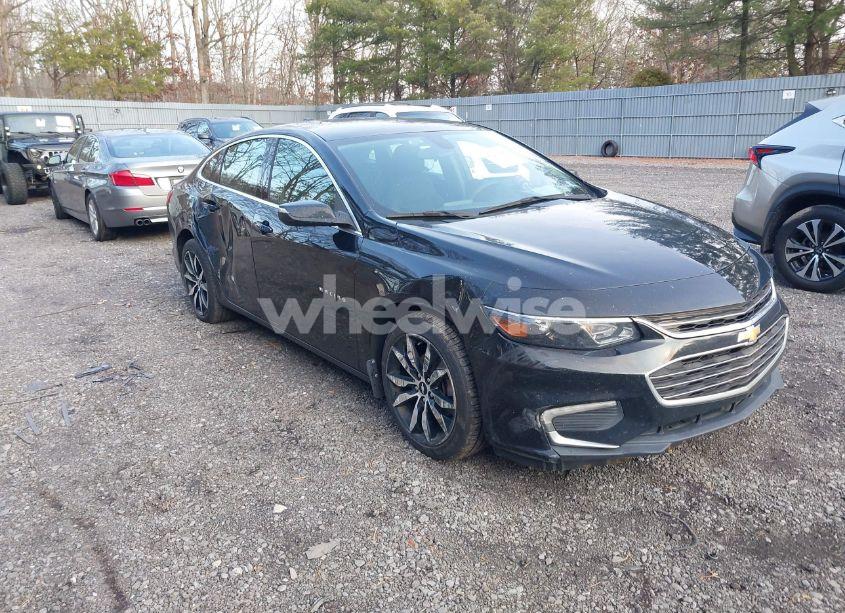 2017 Chevrolet Malibu 1LT (VIN 1G1ZE5ST5HF262420) main photo