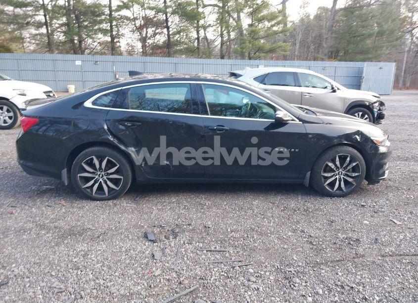 Photo 13 of 2017 Chevrolet Malibu 1LT (VIN 1G1ZE5ST5HF262420)