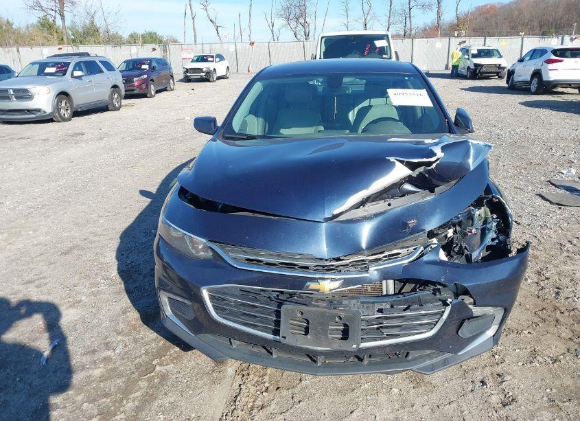 Photo 12 of 2017 Chevrolet Malibu 1LT (VIN 1G1ZE5ST5HF266340)