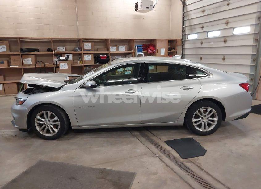 Photo 14 of 2017 Chevrolet Malibu 1LT (VIN 1G1ZE5ST5HF273630)