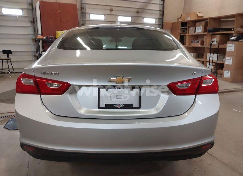 Photo 16 of 2017 Chevrolet Malibu 1LT (VIN 1G1ZE5ST5HF273630)