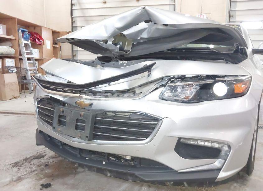 Photo 6 of 2017 Chevrolet Malibu 1LT (VIN 1G1ZE5ST5HF273630)