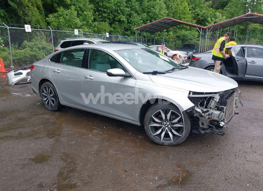 2017 Chevrolet Malibu 1LT (VIN 1G1ZE5ST5HF286619) main photo