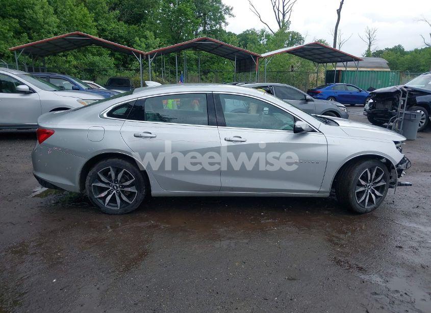 Photo 14 of 2017 Chevrolet Malibu 1LT (VIN 1G1ZE5ST5HF286619)