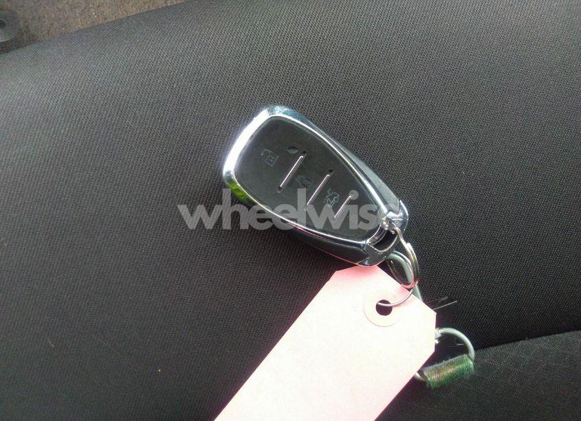 Photo 11 of 2016 Chevrolet Malibu 1LT (VIN 1G1ZE5ST6GF170120)